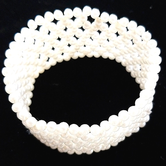 Vintage Faux Pearl Beaded Stretch Bracelet - Picture 9 of 10